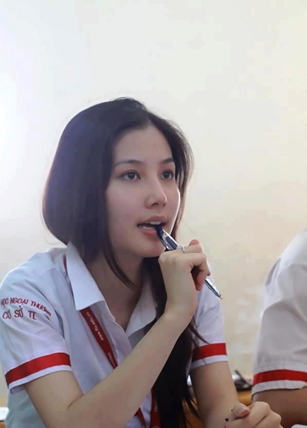 国产黑丝一区二区